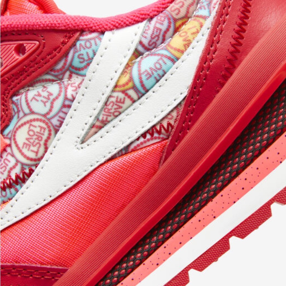 FILA RENNO VALENTINES DAY SHOES size 5 1/2 - Picture 3 of 9